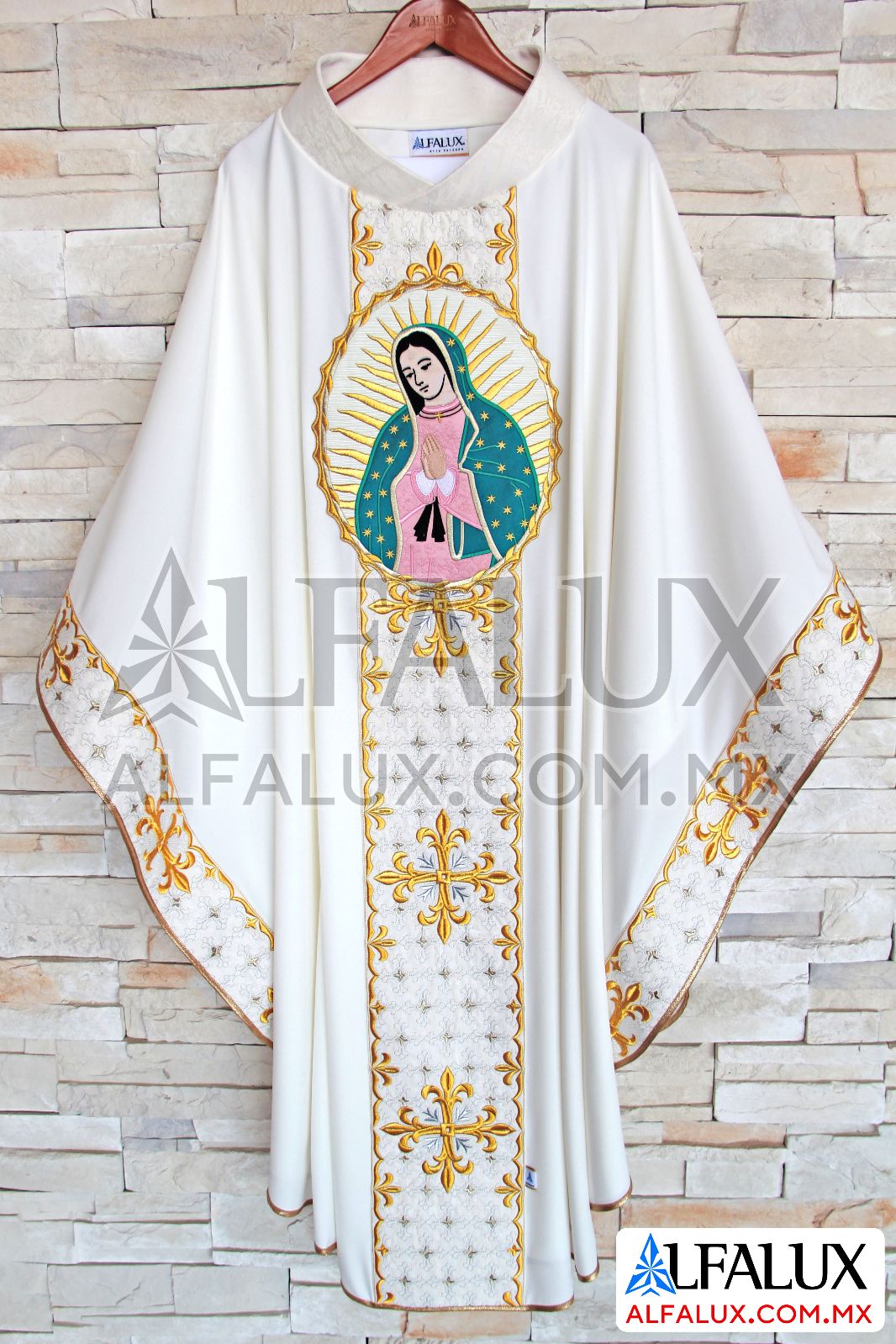 06 FLOR LIZ Casulla Alfalux Blanco Laterales Medallon Virgen 340 (15)